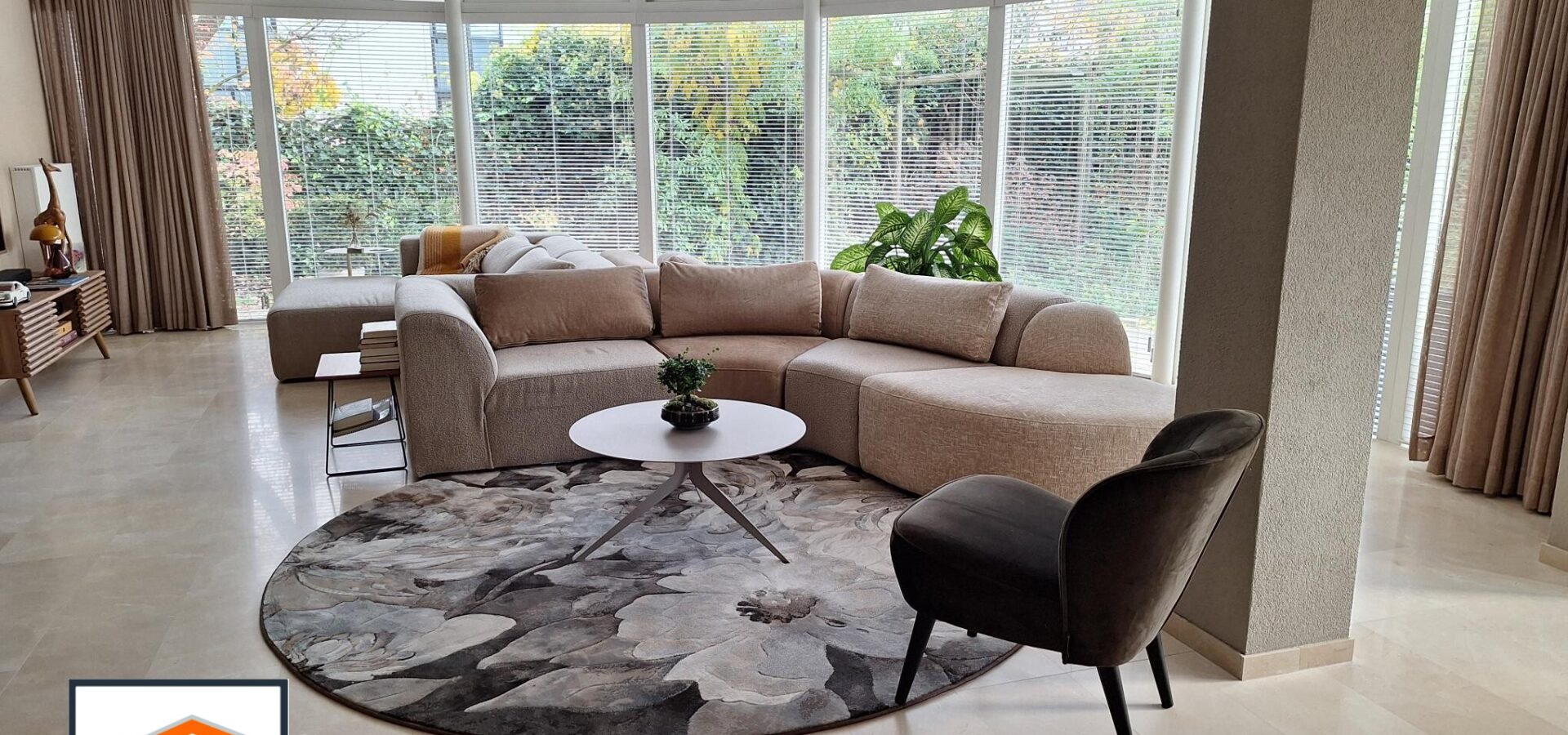 Anaheim 3243 Rond - 3